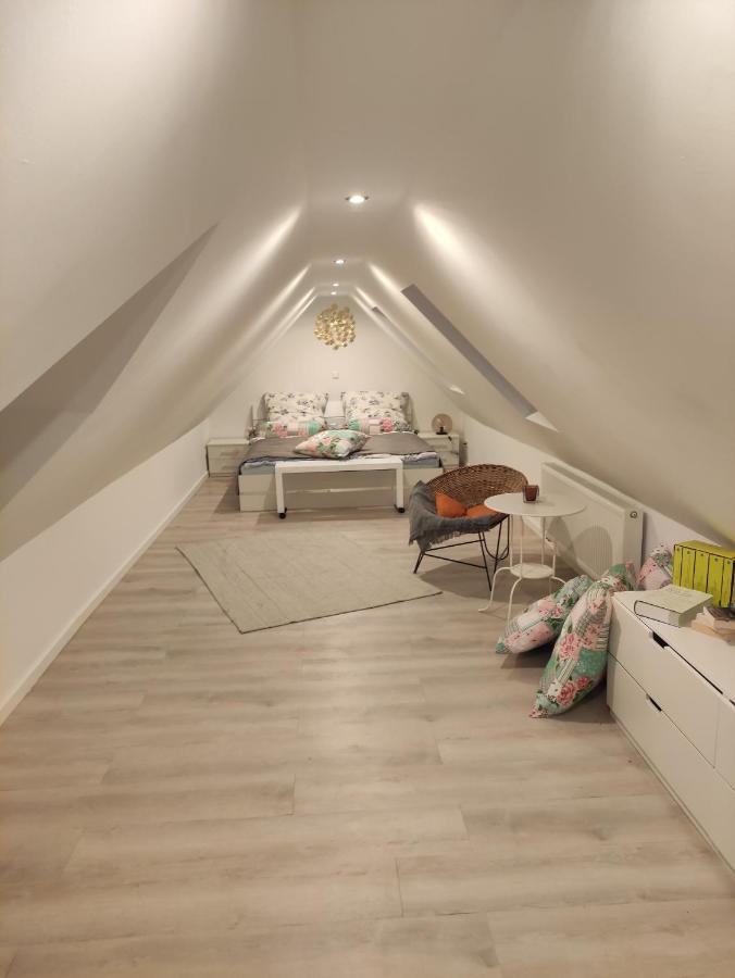Auf Dem Pferdehof Apartment