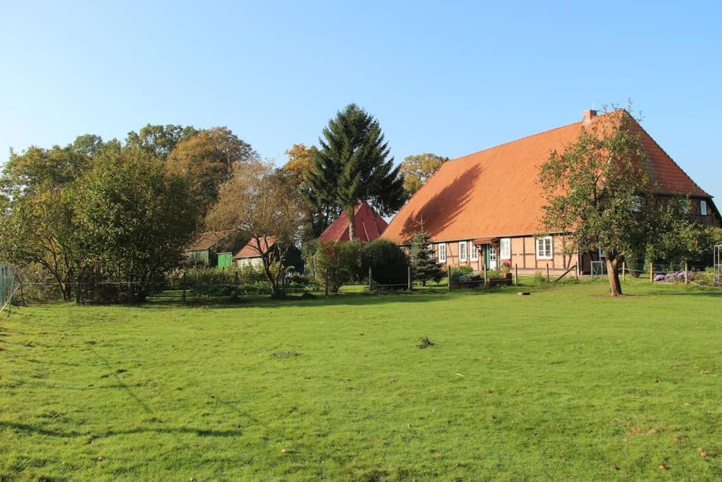 Auf Dem Pferdehof * Sumte